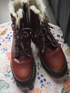 Dr. Martens Beige Faux Fur Lined Boot Interior